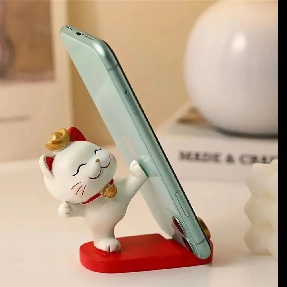 Lucky Cat Desk Phone Stand Figurine with Red Base